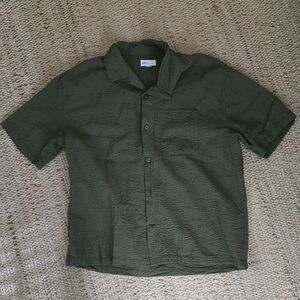 GAP Men's Olive Casual Button Down Shirt